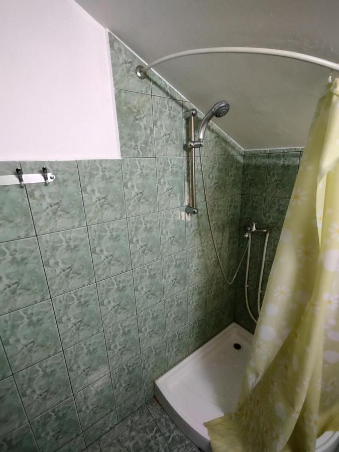 Pensiunea Ghita Vasile Vadu Izei Exterior foto